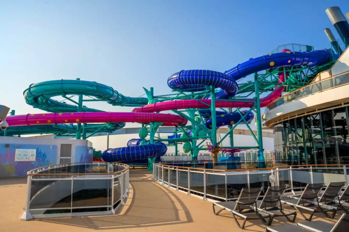el MSC World Europa :  cabine 77