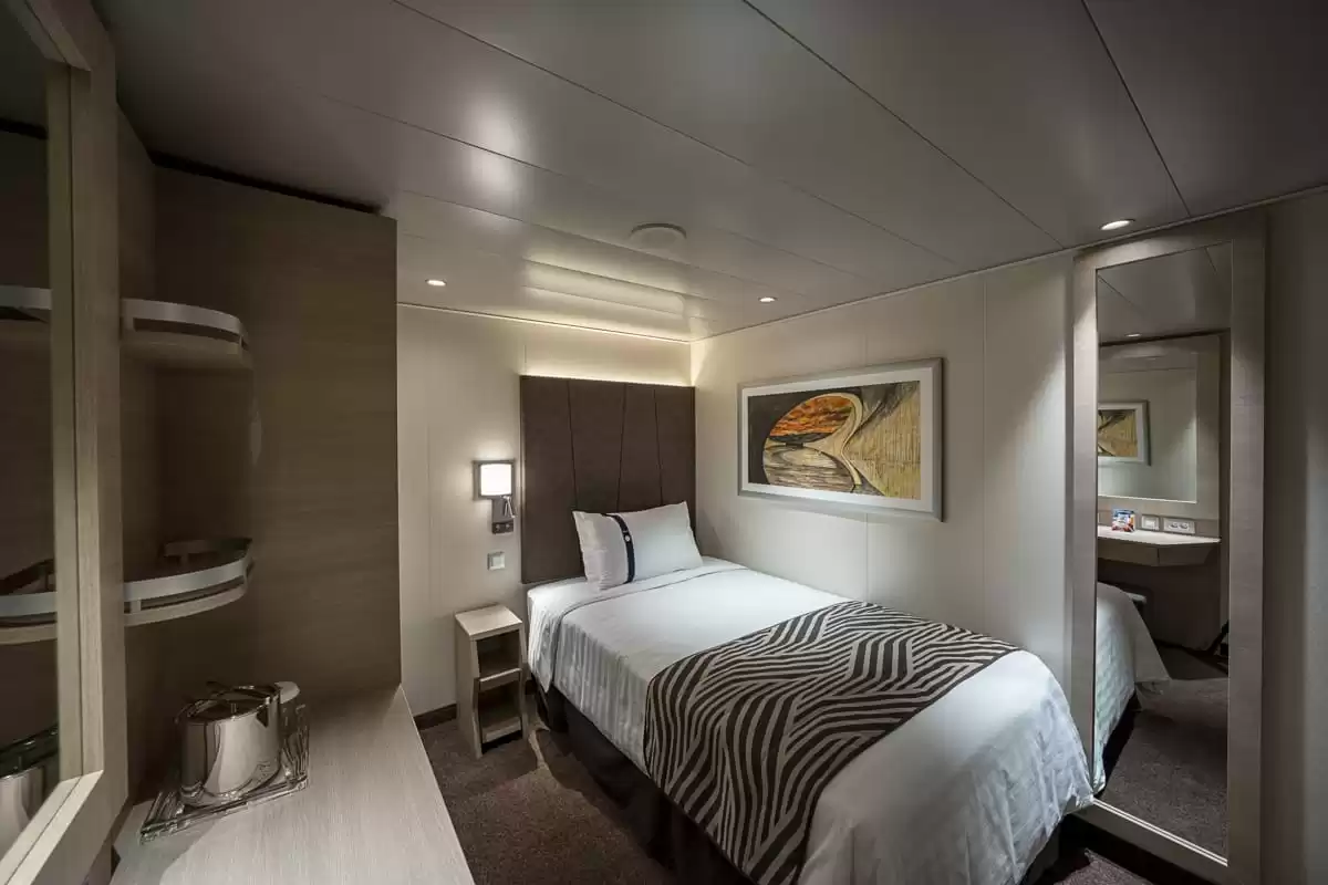 el MSC World Europa :   30