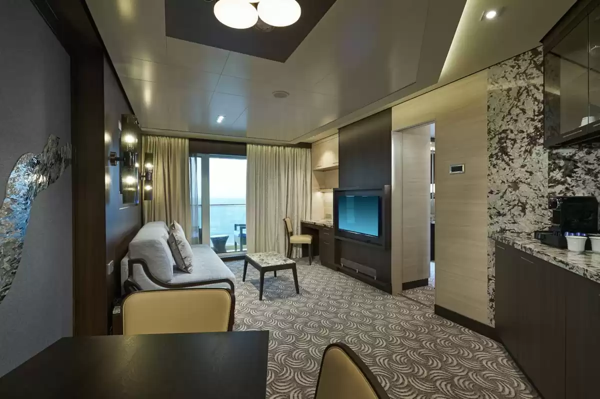 el Norwegian Joy :   5