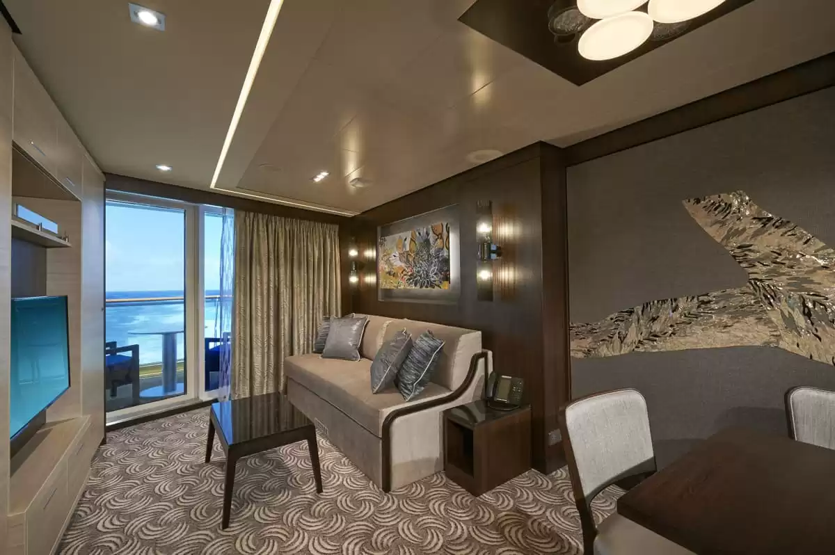 el Norwegian Joy :   7