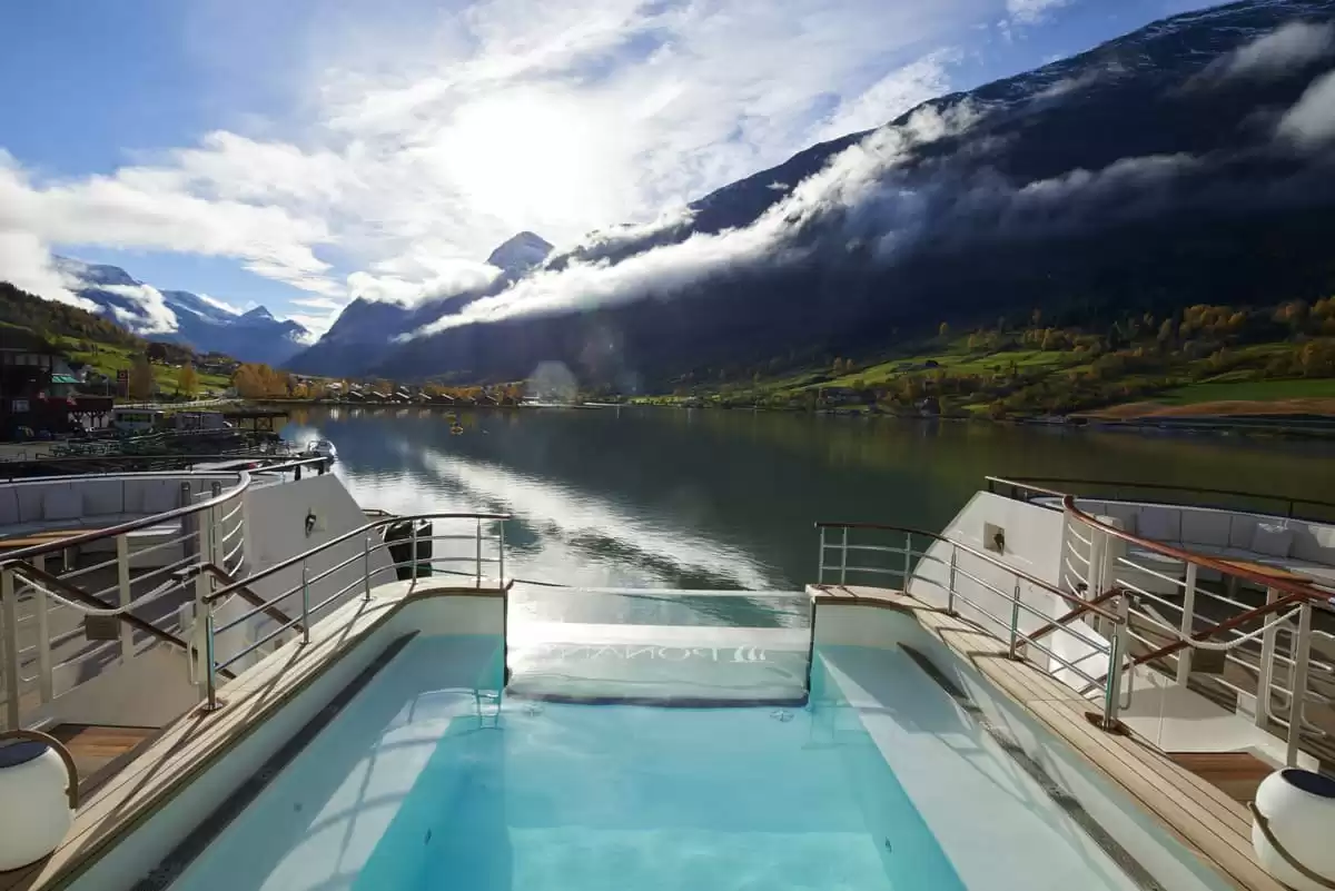 el Le Champlain :  cabine 13