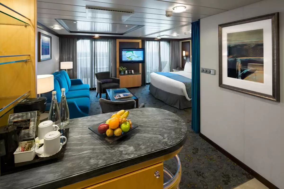 el Allure of the Seas :   24