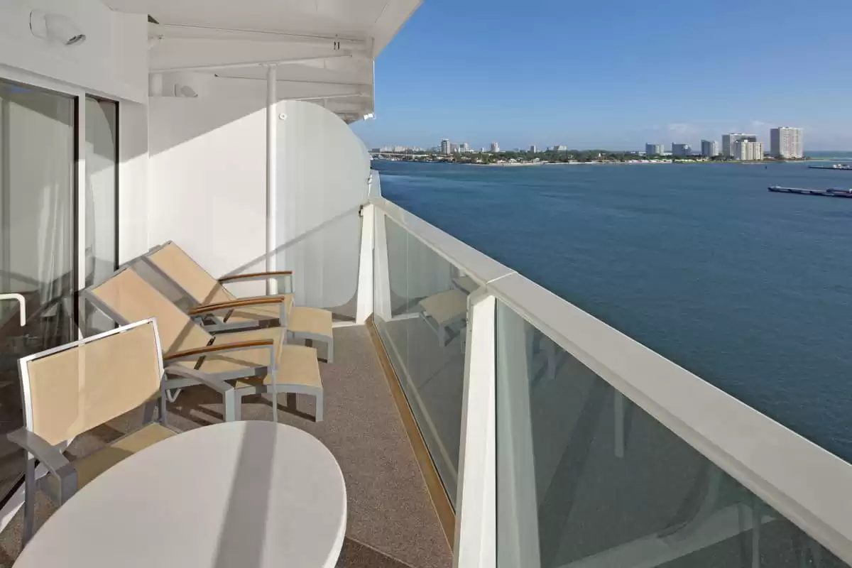 el Allure of the Seas :   25