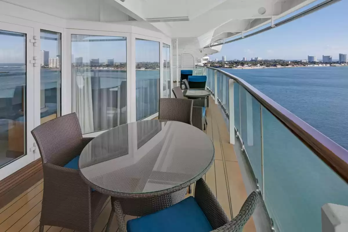 el Independence of the Seas :   18