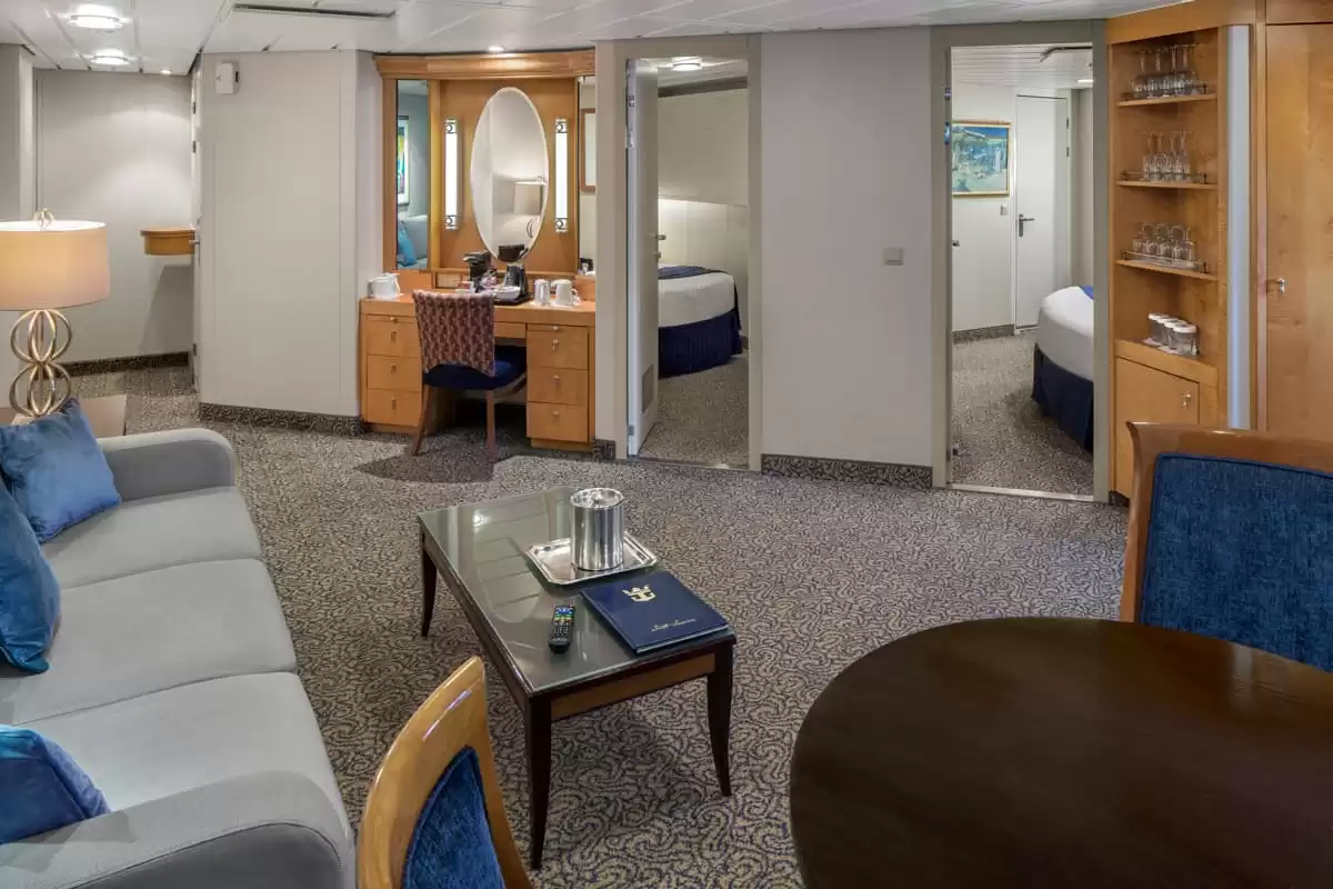 el Radiance of the Seas :   18