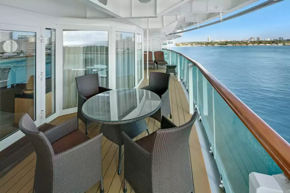 el Serenade of the Seas :   12