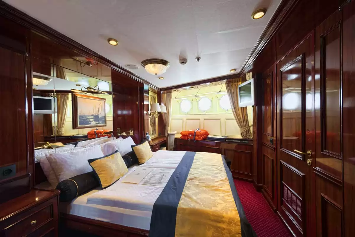 el Royal Clipper :   1