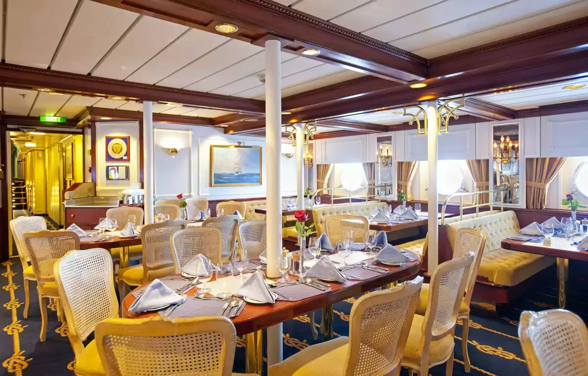 el Star Clipper :  cabine 2