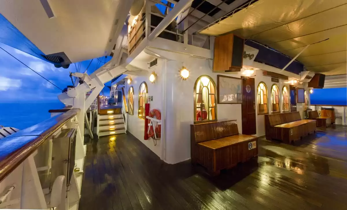el Star Clipper :  cabine 10
