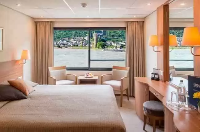 el MS Rhein Melodie :   