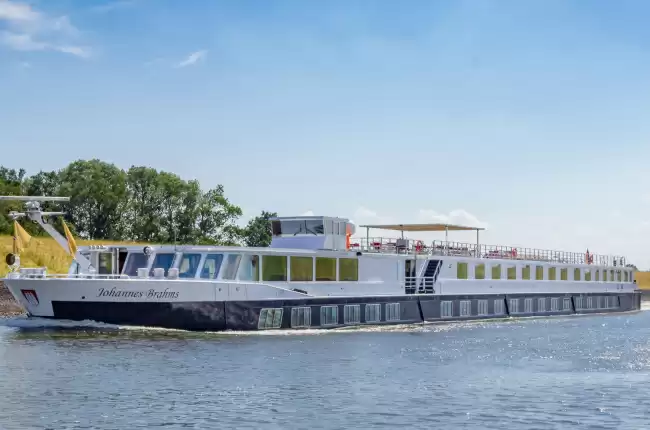 M/S Johannes Brahms