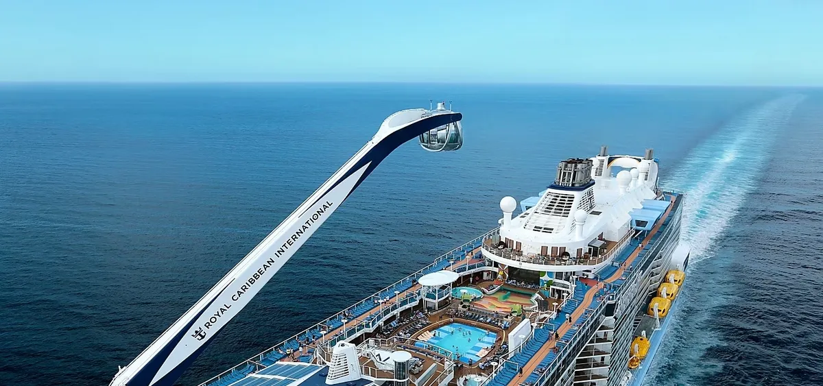 2- NORTH STAR <br> LA CÁPSULA DE OBSERVACIÓN ESPECTACULAR A 360°