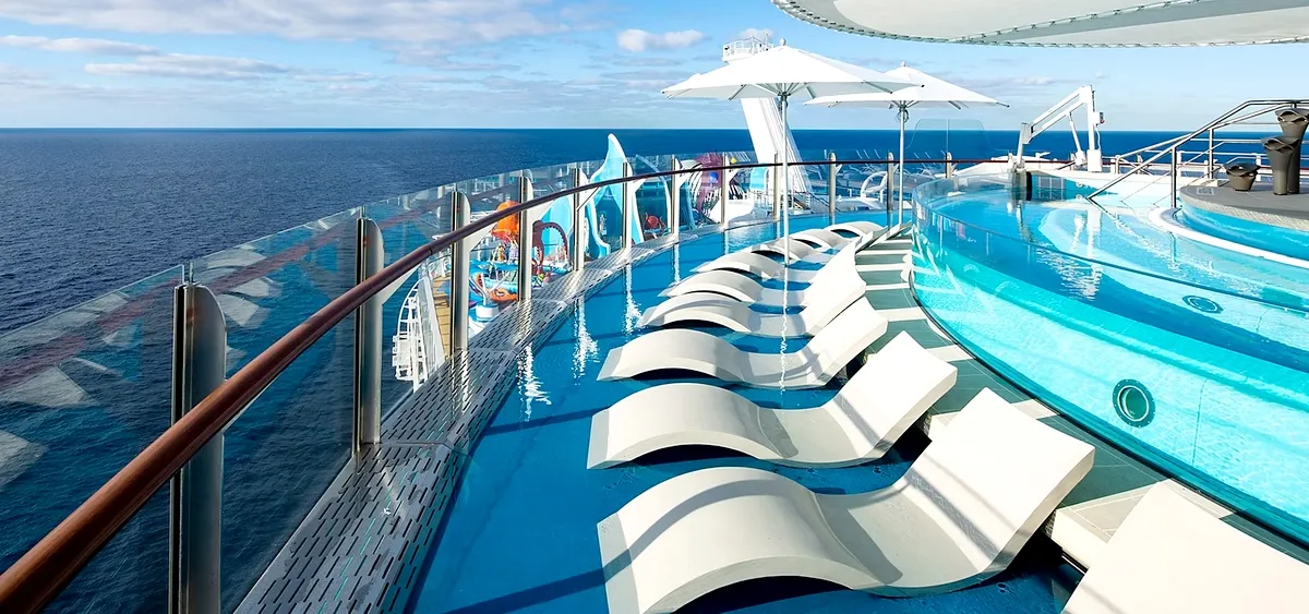 2- SUITE NEIGHBORHOOD <br> EL BARRIO VIP DE LOS HUÉSPEDES DE SUITES