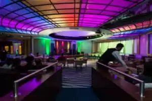 Salón Constellation